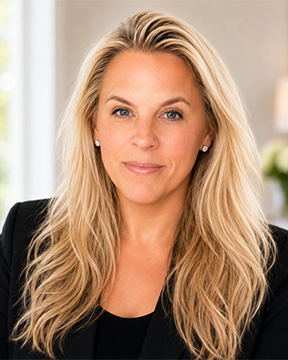 Amanda Case<span class="wpmtp-job-title">Real Estate Agent, Vice President of Sales</span>