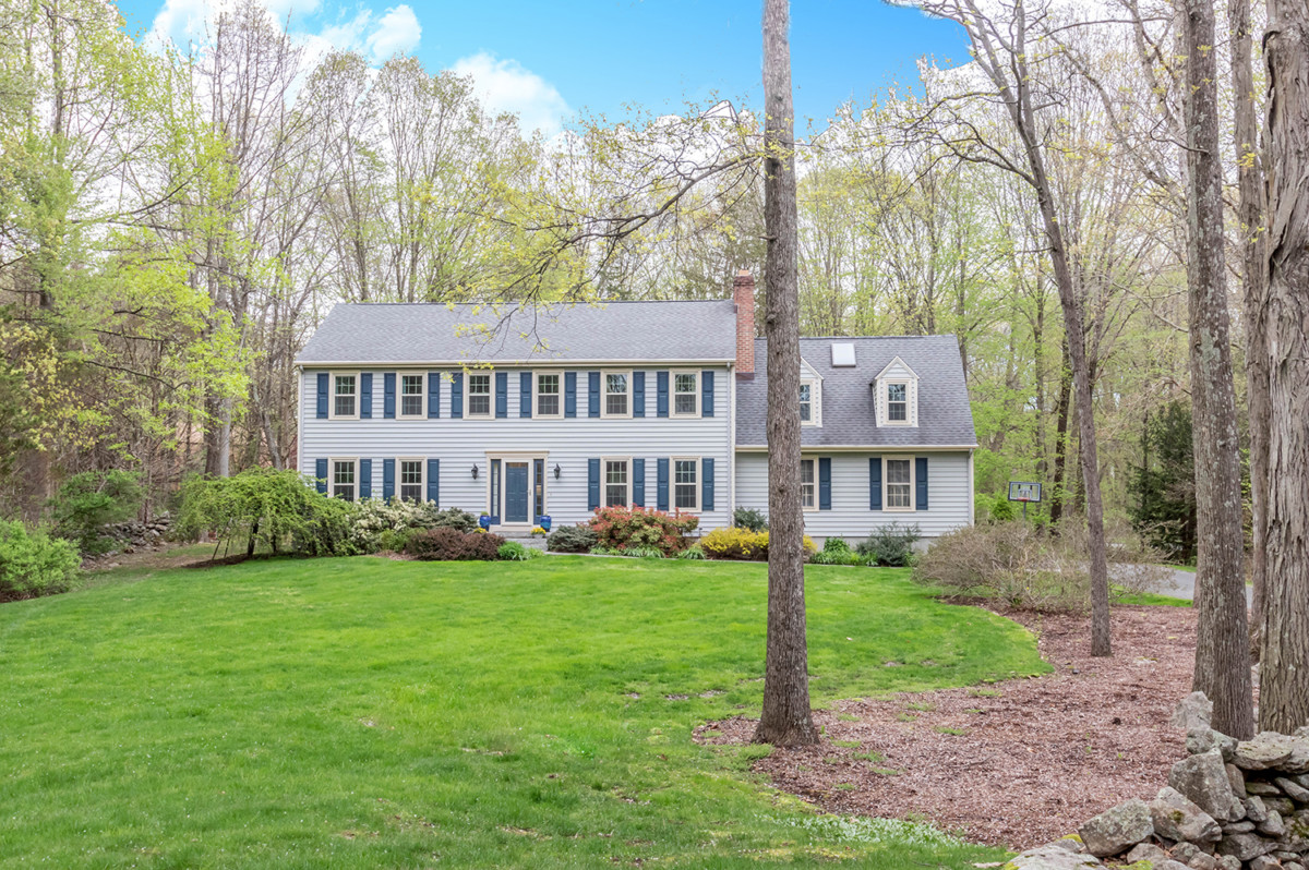 SOLD! 44 Sleepy Hollow Drive, Monroe, CT Fairfield County Real Estate Guide