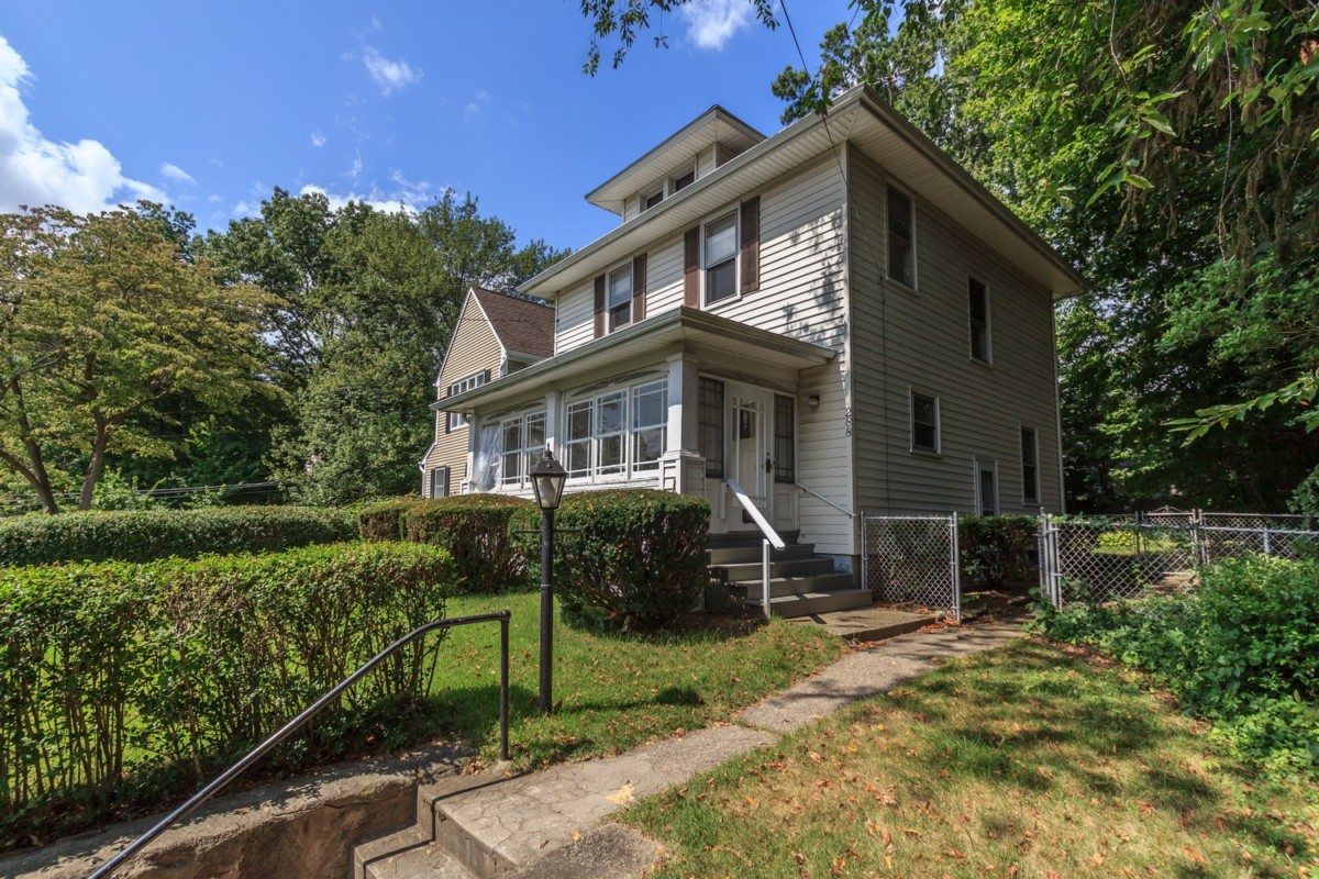 SOLD! 288 West Avenue, Darien, CT Fairfield County Real Estate Guide